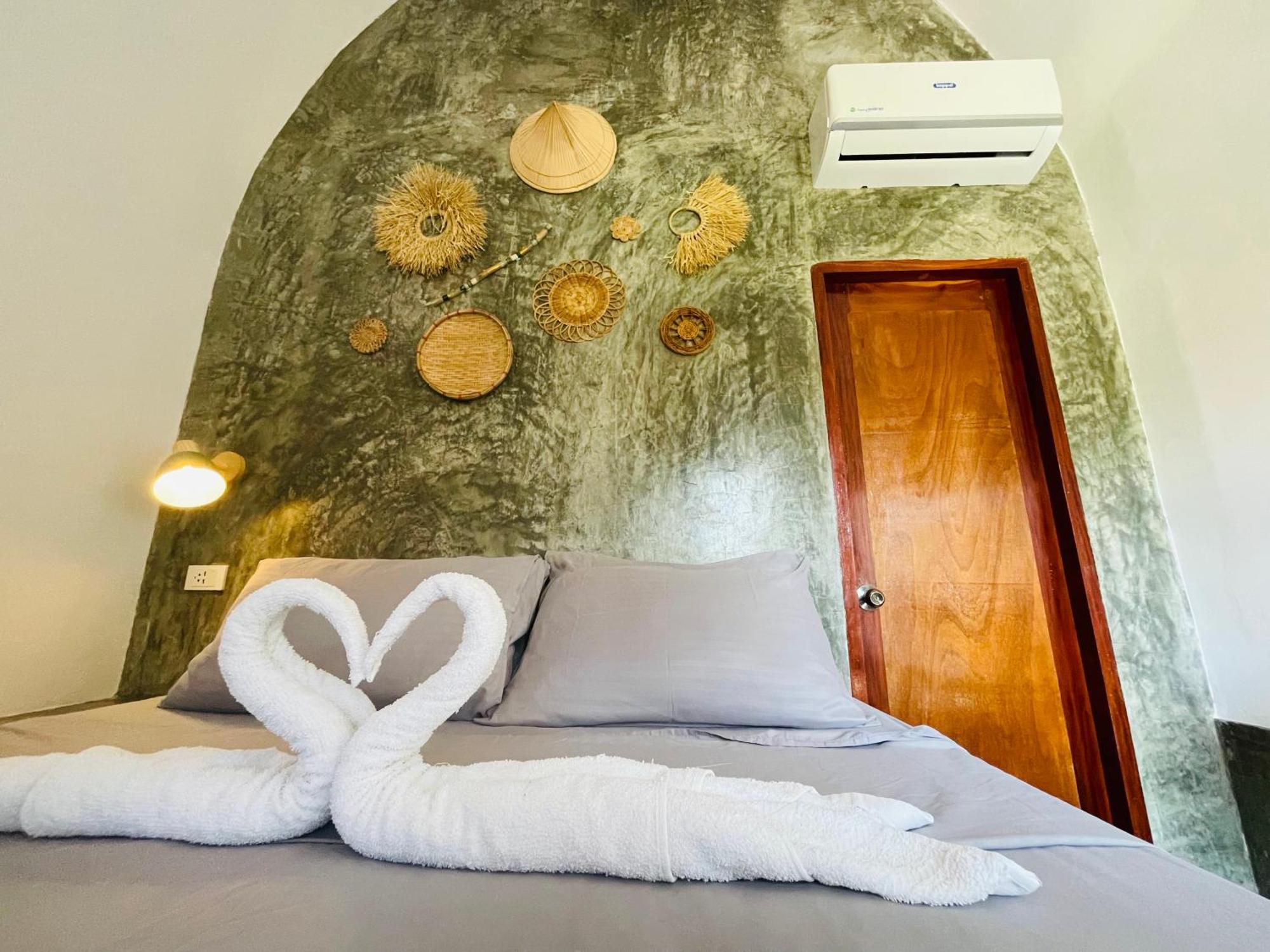 Maayong Hostel (Adults Only) Моалбоал Экстерьер фото